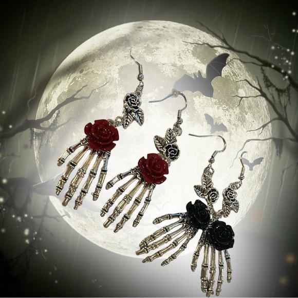 ‼️$7‼️ Gothic Rose Skeleton Hand Earrings 
Exaggerated Asymmetric Palm Pendant - Picture 5 of 7